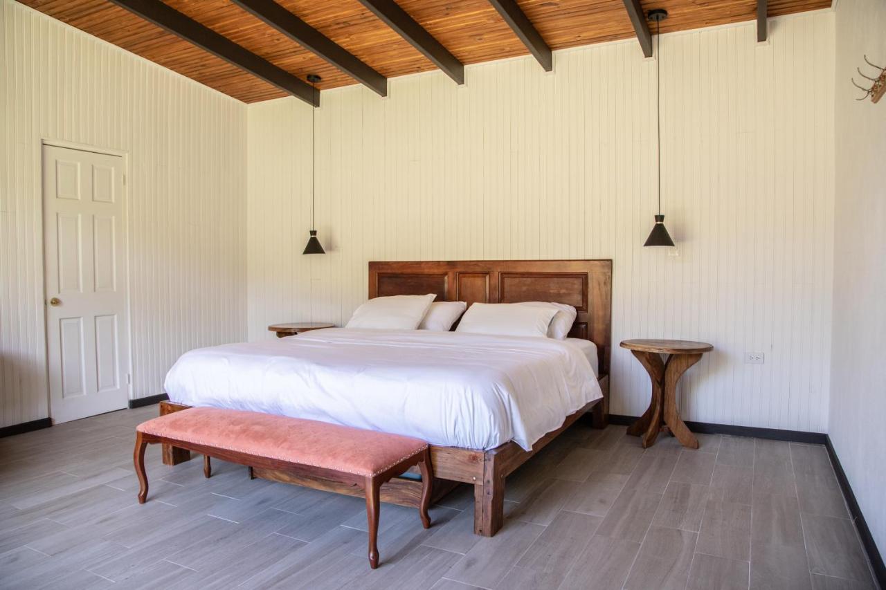 Villa Yerbabuena-Deluxe Accommodation